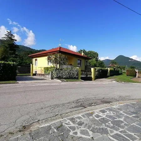Nyaraló Casa Elena *
